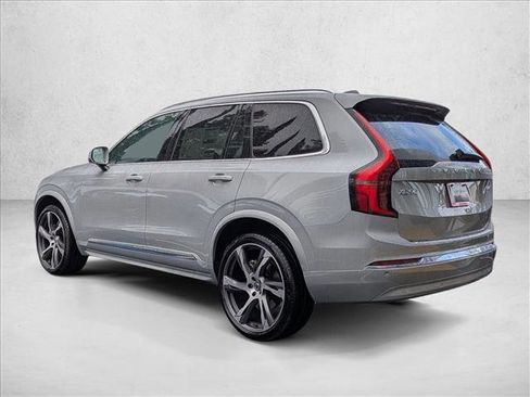 New 2025 Volvo XC90 B5 Core w/ Protection Package Premier image 9