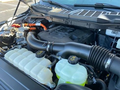 Used 2023 Ford F150 Lariat image 13