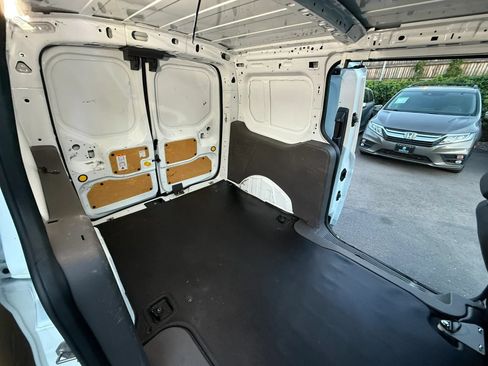 Used 2020 Ford Transit Connect XL FWD image 15