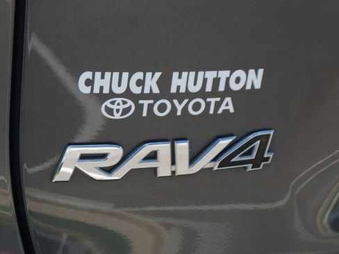 Used 2023 Toyota RAV4 XSE AWD/4WD image 19