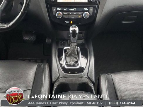 Used 2021 Nissan Rogue Sport SL w/ Premium Package image 59