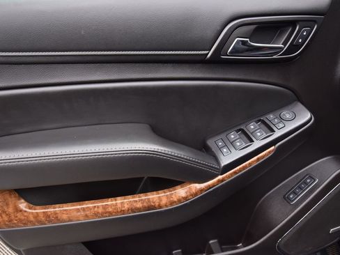 Used 2016 Chevrolet Tahoe LTZ image 22