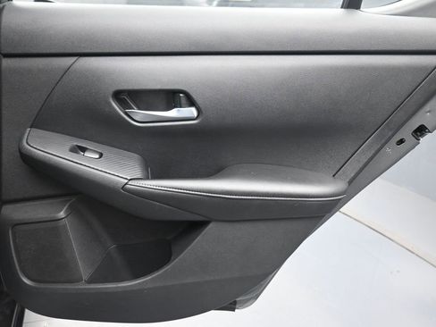 Used 2023 Nissan Sentra SV image 24