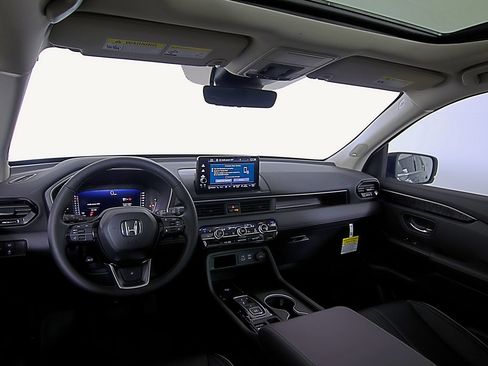 Used 2024 Honda Pilot Elite image 12