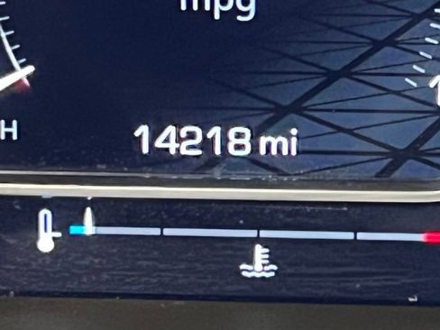 Used 2025 GMC Sierra 3500 Denali w/ Denali Reserve Package image 28