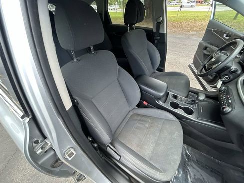 Used 2019 Kia Sorento L image 20