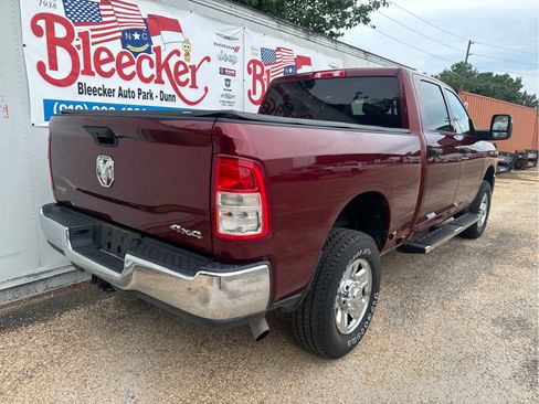 Used 2024 RAM 2500 Tradesman w/ Chrome Appearance Group AWD/4WD image 3