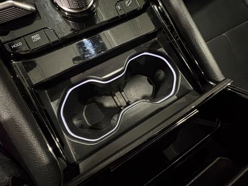 Used 2024 Jeep Grand Cherokee L Overland w/ Luxury Tech Group IV image 31