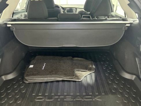 Used 2024 Subaru Outback AWD/4WD image 19