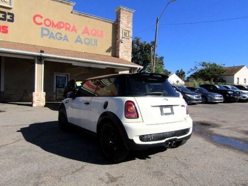 Used 2010 MINI Cooper S image 4