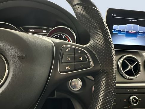 Used 2019 Mercedes-Benz GLA 250 4MATIC image 20