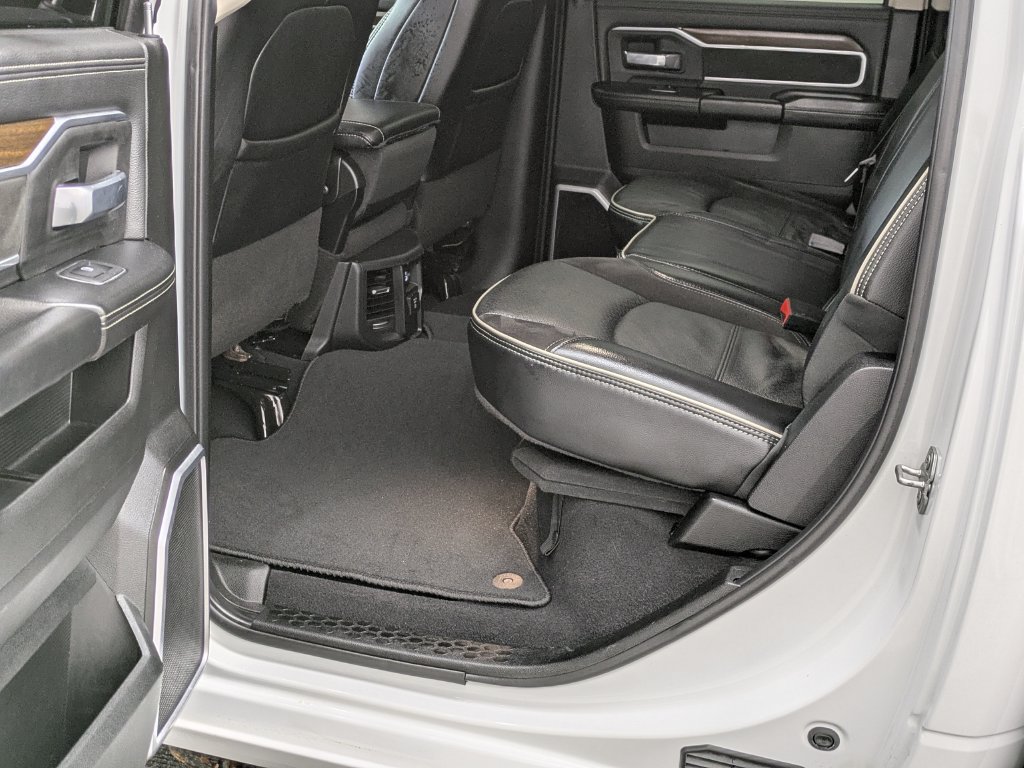 Used 2024 RAM 2500 Laramie AWD/4WD image 28