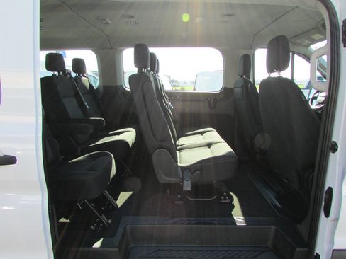 Used 2023 Ford Transit 350 XLT image 24