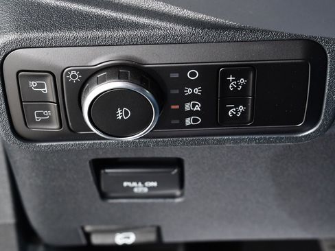 New 2025 Ford Bronco Badlands image 34