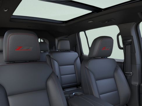 New 2026 Chevrolet Traverse Z71 AWD/4WD image 18