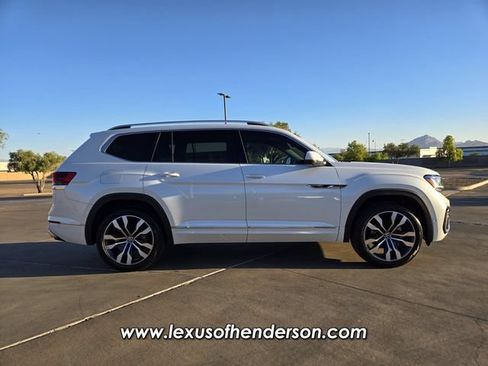 Used 2023 Volkswagen Atlas SEL Premium AWD/4WD image 7