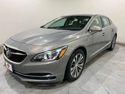 Used 2017 Buick LaCrosse Preferred image 6
