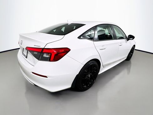 Used 2023 Honda Civic Sport image 4