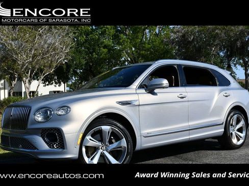 Used 2023 Bentley Bentayga Extended Wheelbase AWD/4WD image 1