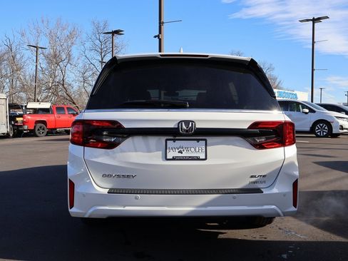 Certified 2026 Honda Odyssey Elite image 6