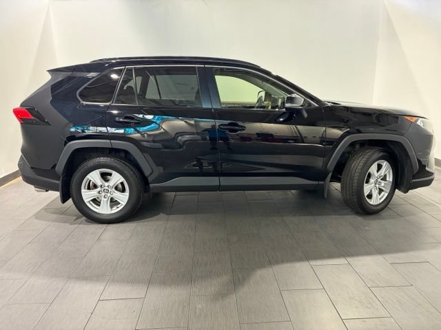 Used 2020 Toyota RAV4 XLE w/ Convenience Package AWD/4WD image 6