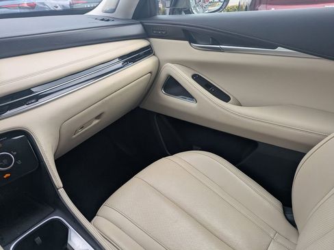 Used 2022 INFINITI QX60 Sensory w/ Vision Package image 19
