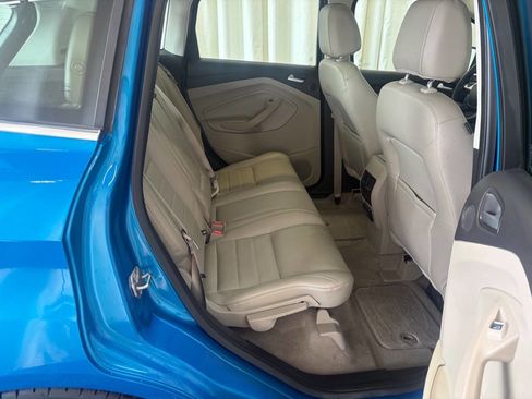 Used 2013 Ford C-MAX Energi SEL FWD image 22