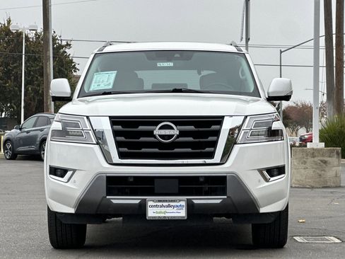 Certified 2023 Nissan Armada SL w/ Captain's Chairs Package image 9