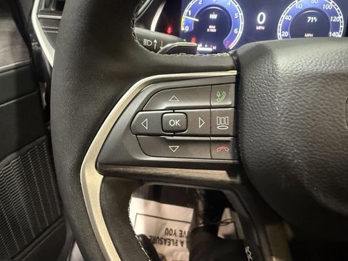 New 2025 Jeep Grand Cherokee Limited w/ Luxury Tech Group II image 22