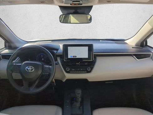 Certified 2026 Toyota Corolla Cross L FWD image 24