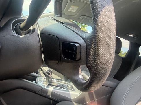 Used 2022 Chevrolet Blazer LT AWD/4WD image 15