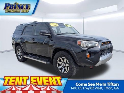 Used 2017 Toyota 4Runner SR5 Premium image 1