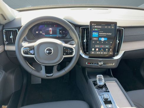 New 2026 Volvo XC90 B6 Plus w/ Protection Package image 28