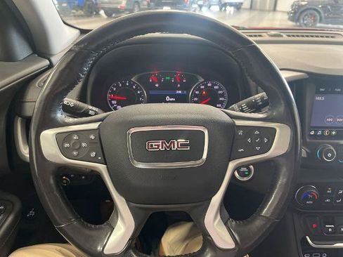 Used 2019 GMC Terrain SLT w/ Preferred Package FWD image 16