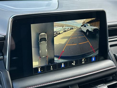 Used 2024 Chevrolet Suburban RST w/ Luxury Package image 20