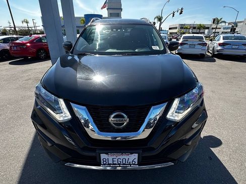 Used 2019 Nissan Rogue SV FWD image 3