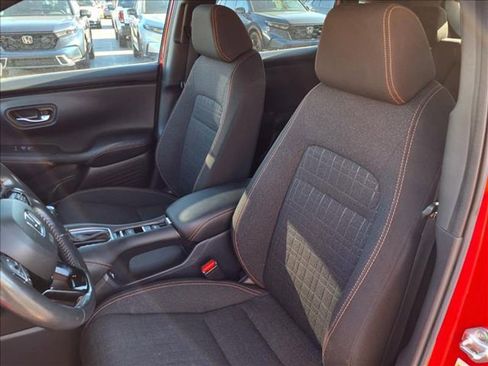 Used 2023 Honda HR-V Sport image 12