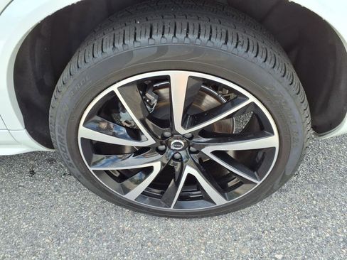 Certified 2023 Volvo XC90 T8 Plus w/ Protection Package Premier image 11