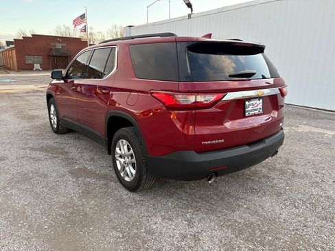 Used 2021 Chevrolet Traverse LT image 5