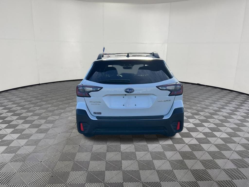 Used 2022 Subaru Outback Premium AWD/4WD image 4
