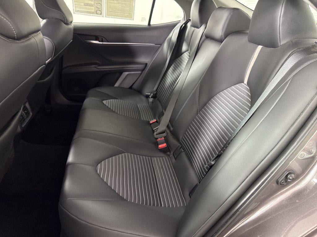 Used 2024 Toyota Camry SE w/ Cold Weather Package FWD image 13