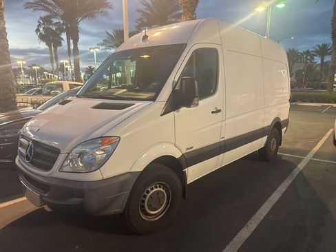 Used 2012 Mercedes-Benz Sprinter 144 Cargo image 2