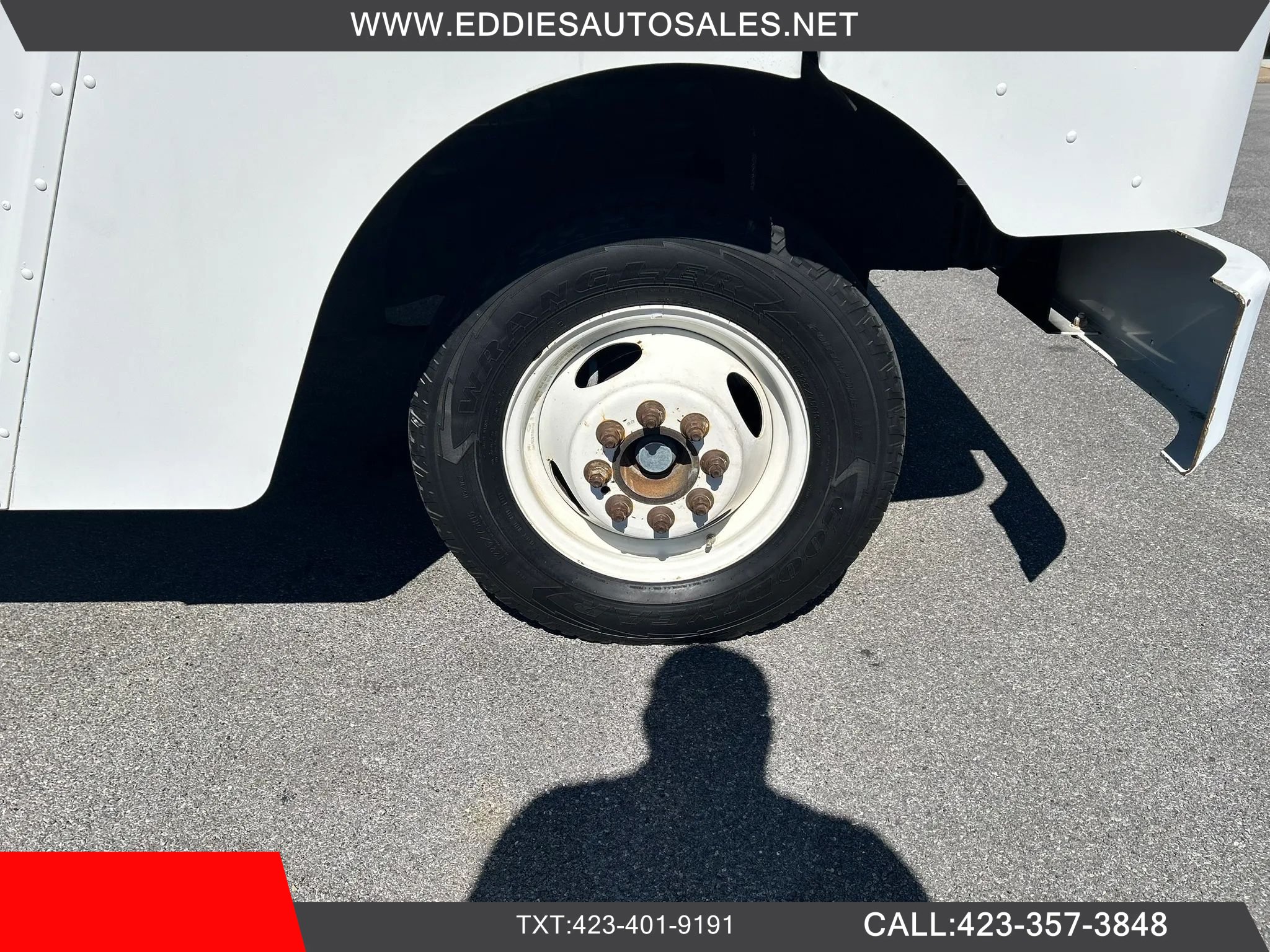 Used 2017 Ford E-350 and Econoline 350 Super Duty w/ A/C Prep Package RWD image 22