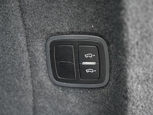 Used 2016 Porsche Cayenne Turbo S AWD/4WD image 50