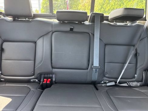 Used 2021 Chevrolet Silverado 1500 LT Trail Boss w/ Convenience Package II AWD/4WD image 22