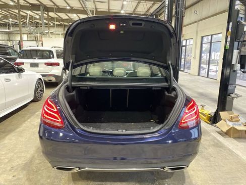Used 2018 Mercedes-Benz C 300 4MATIC Sedan image 22
