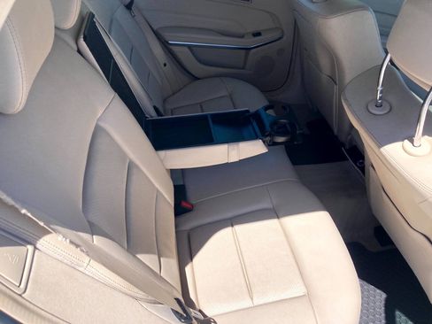 Used 2014 Mercedes-Benz E 350 4MATIC Wagon image 15