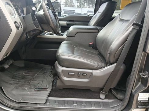 Used 2016 Ford F350 Lariat w/ Lariat Interior Package image 34