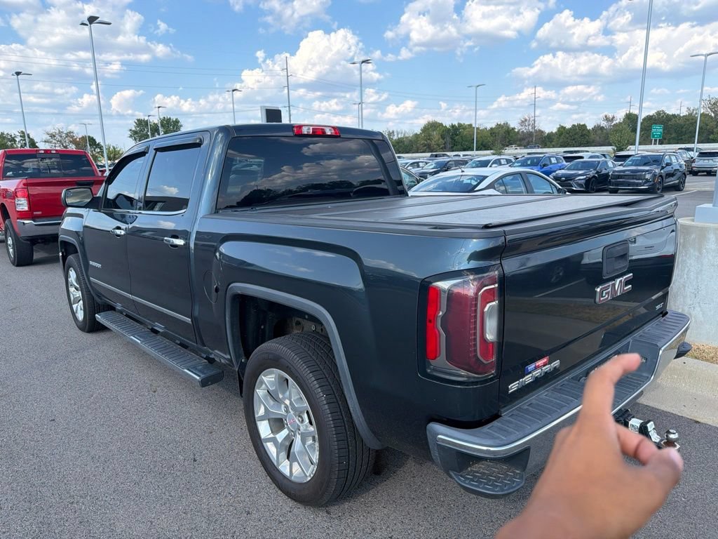 Used 2018 GMC Sierra 1500 SLT w/ SLT Premium Package AWD/4WD image 7