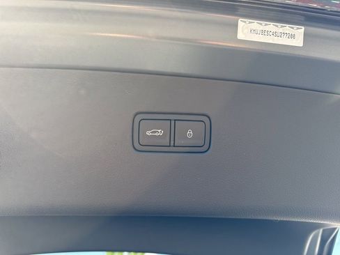 New 2025 Genesis GV80 3.5T e-SC image 17